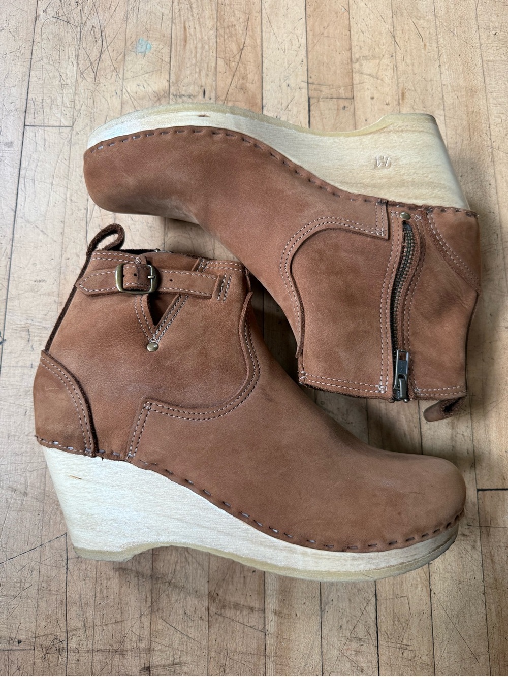 NO. 6 Clog Ankle Boot Wedge Heel Zip Up Brown Leather 41 US 10 - Picture 2 of 9